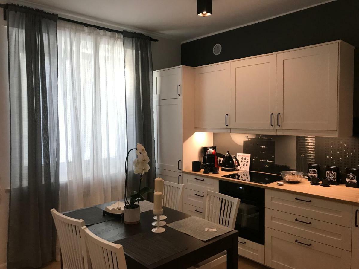 Stare Miasto Swietojerska 12 Apartment Warsawa Bagian luar foto